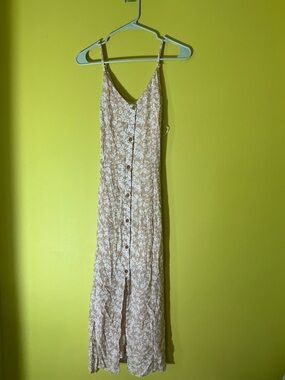 Sienna Sky Beige Floral Button-Front Maxi Dress